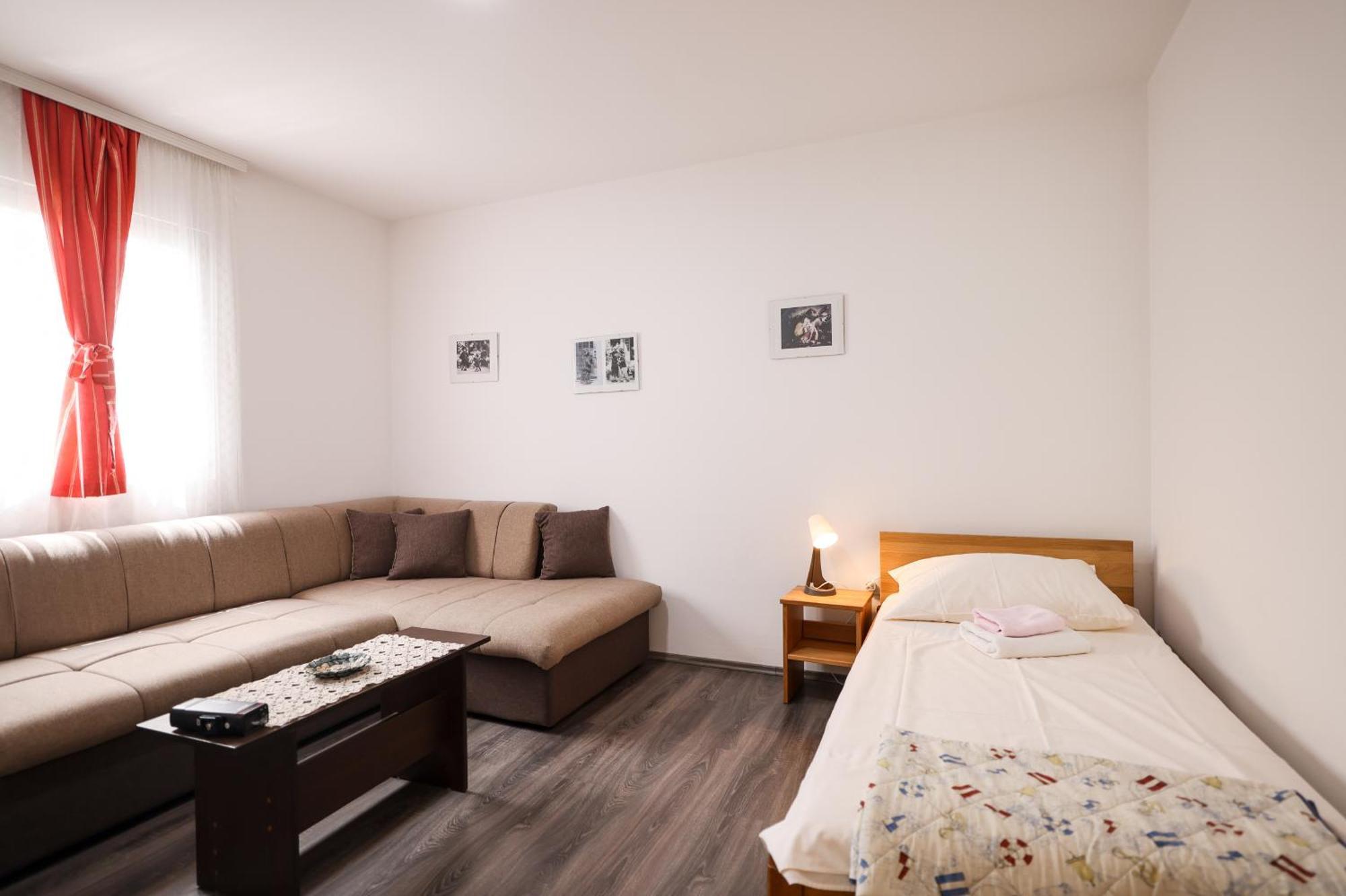 Apartments Kika نين المظهر الخارجي الصورة