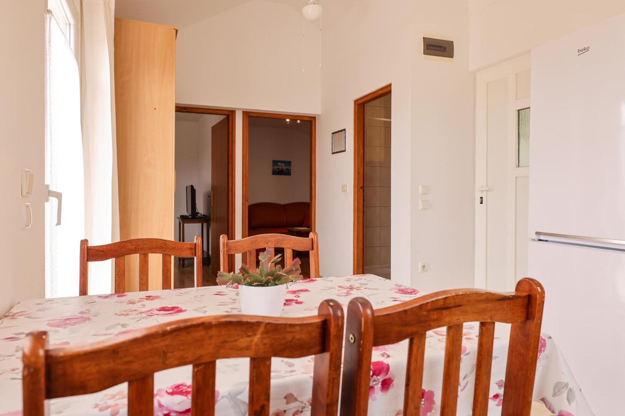 Apartments Kika نين المظهر الخارجي الصورة