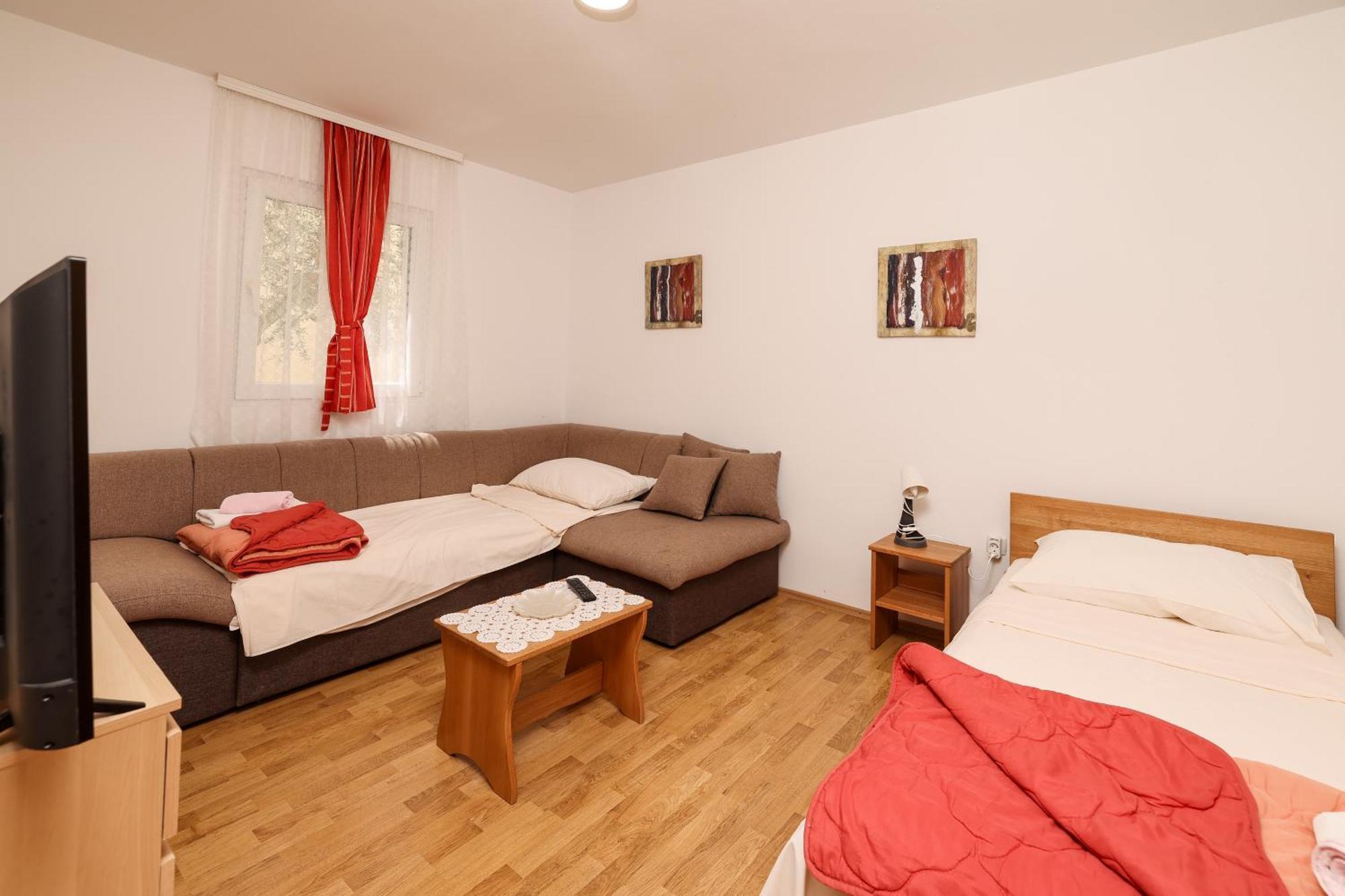 Apartments Kika نين المظهر الخارجي الصورة